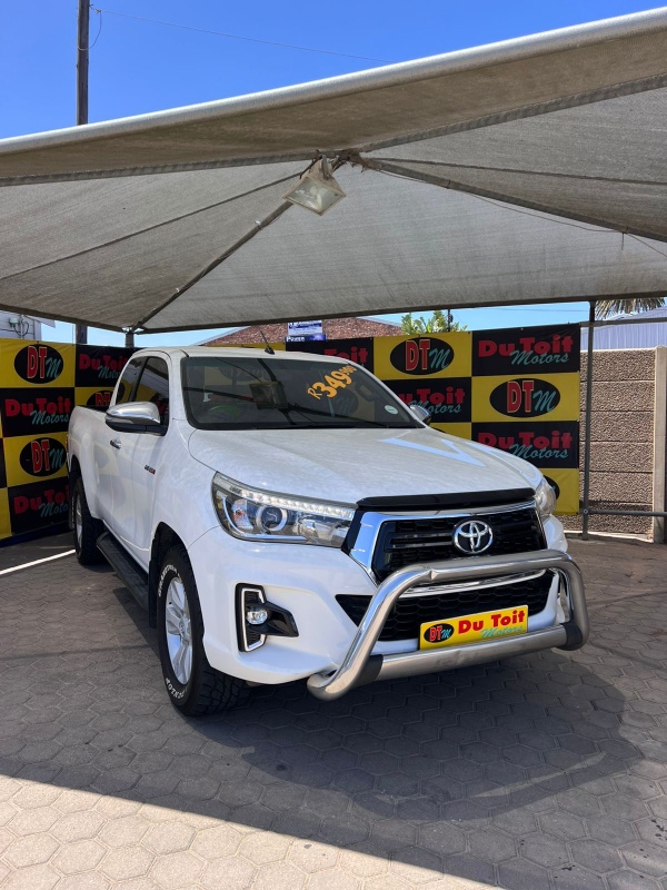 
								2019 Toyota Hilux full									