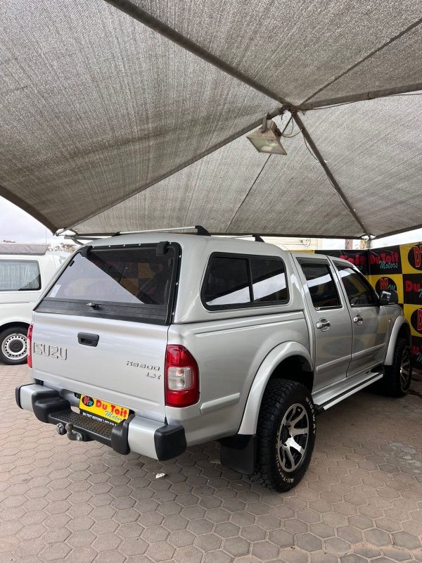 
								2005 Isuzu KB300 full									