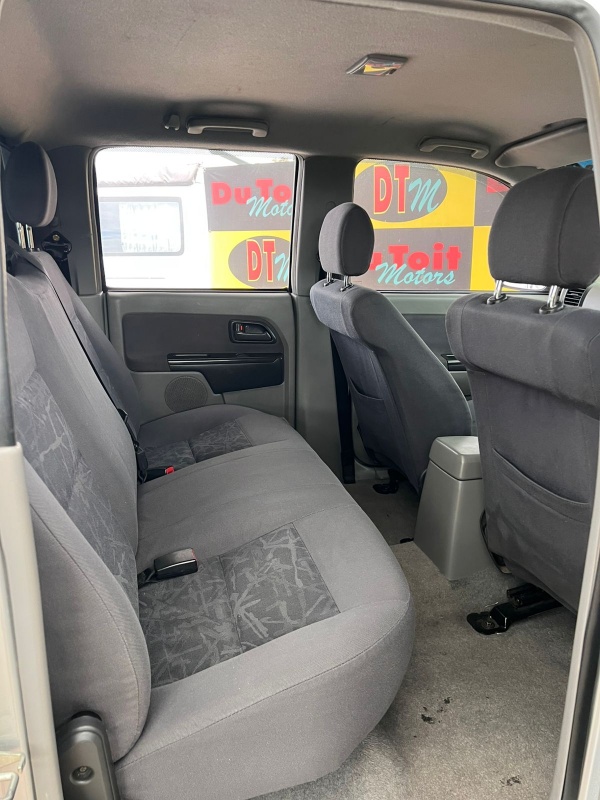 
								2005 Isuzu KB300 full									