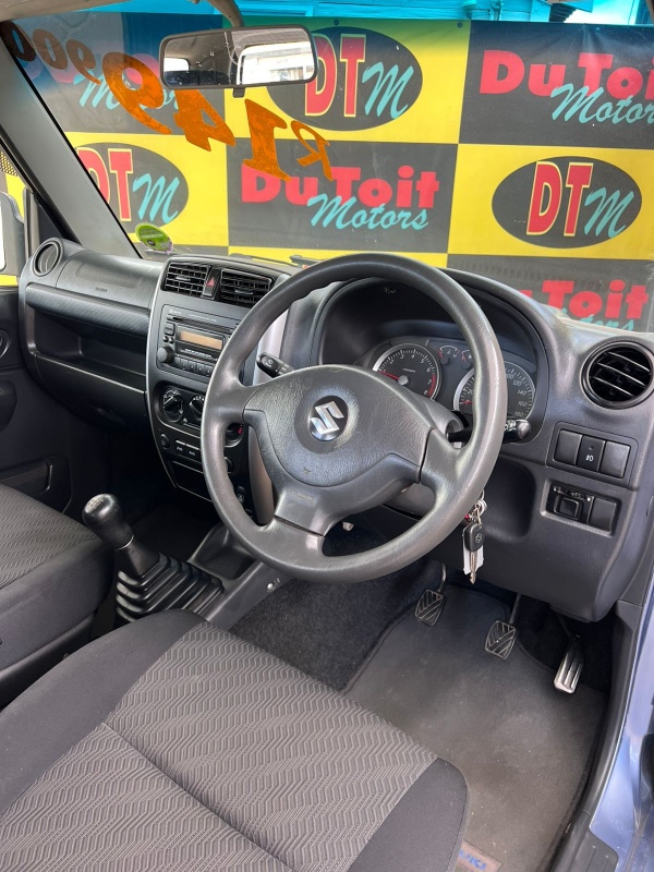 
								2013 Suzuki Jimny full									