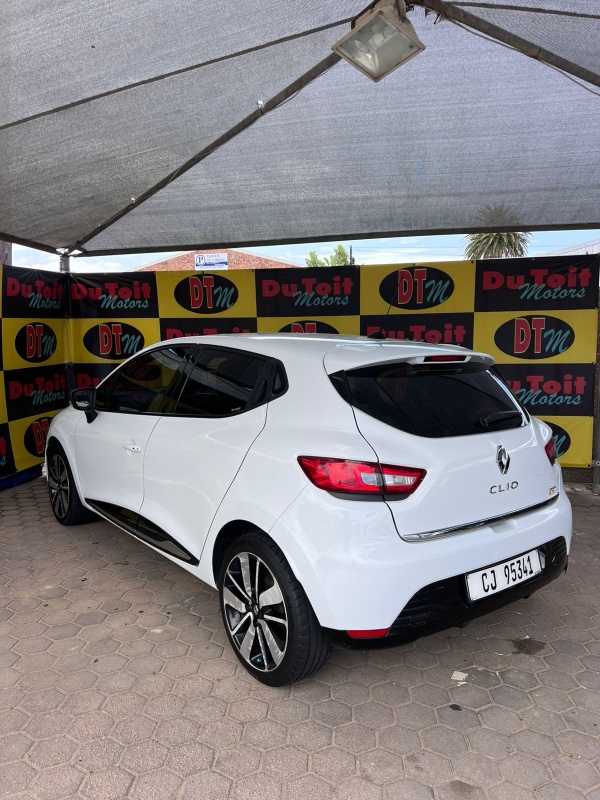 
								2014 RENAULT CLIO full									