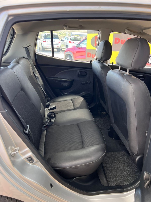 
								2009 Kia Picanto full									