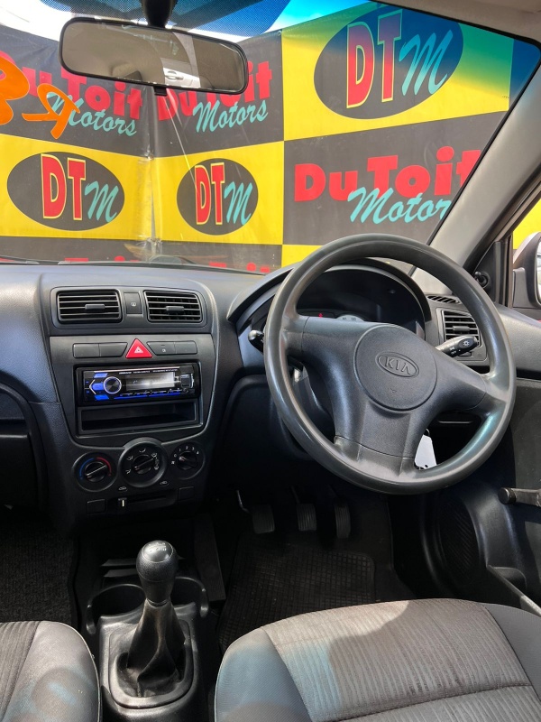 
								2009 Kia Picanto full									