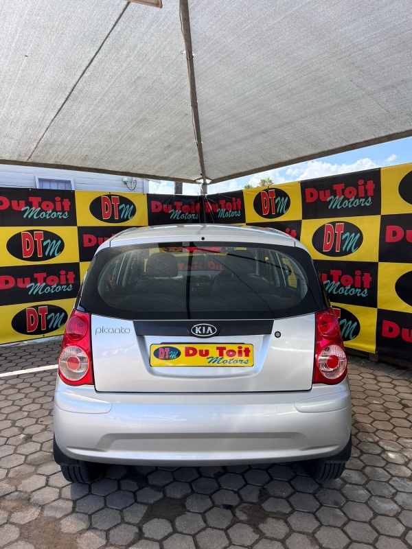 
								2009 Kia Picanto full									