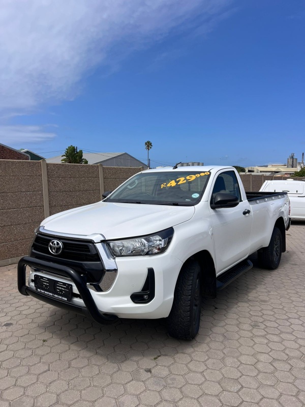 
								2022 Toyota Hilux 2.4 GD-6 full									