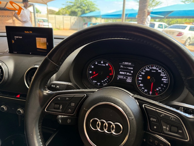 
								2017 Audi A3 Sedan 1.0 TFSI Auto | 30 TFSI full									