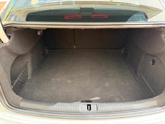 
								2017 Audi A3 Sedan 1.0 TFSI Auto | 30 TFSI full									