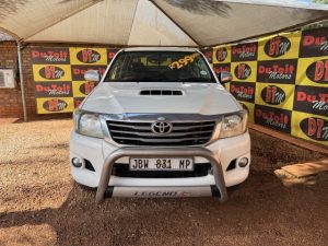 2015 Toyota Hilux 3.0 D-4D Legend 45 4×4 Double-Cab
