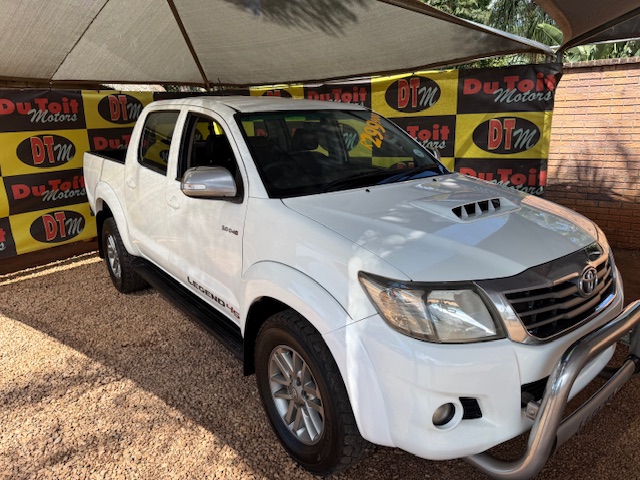 
								2015 Toyota Hilux 3.0 D-4D Legend 45 4×4 Double-Cab full									