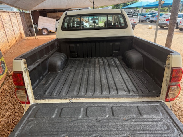 
								2015 Toyota Hilux 3.0 D-4D Legend 45 4×4 Double-Cab full									