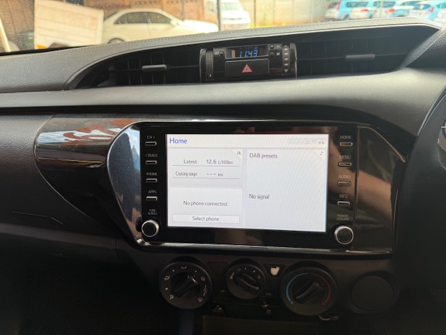 
								2019 Toyota Hilux 2.4 GD-6 Raised Body SRX Extended Cab full									