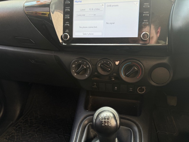 
								2019 Toyota Hilux 2.4 GD-6 Raised Body SRX Extended Cab full									