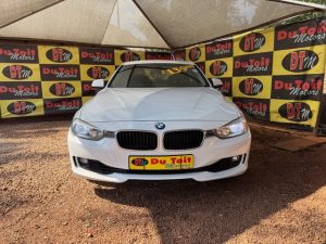 2012 BMW 3 Series 320i