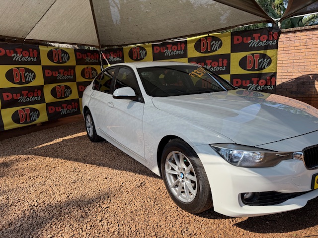 
								2012 BMW 3 Series 320i full									