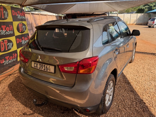 
								2014 Mitsubishi ASX 2.0 GL full									