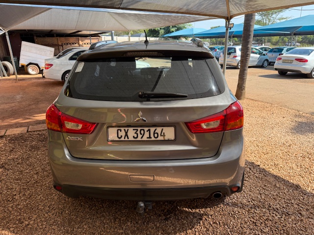 
								2014 Mitsubishi ASX 2.0 GL full									