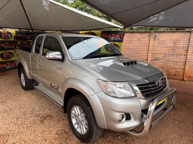 
								2014 Toyota Hilux 3.0 D-4D Raider Xtra-Cab full									