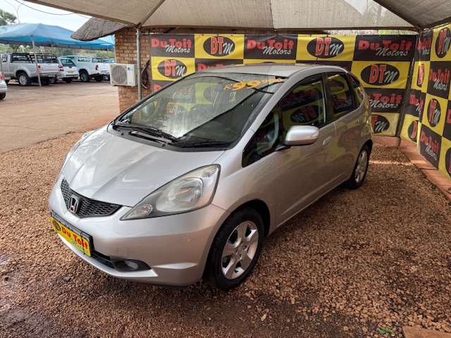 
								2009 Honda Jazz 1.5i EX full									