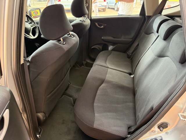 
								2009 Honda Jazz 1.5i EX full									