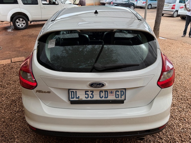 
								2012 Ford Focus 2.0 GDi Sport 5-dr full									