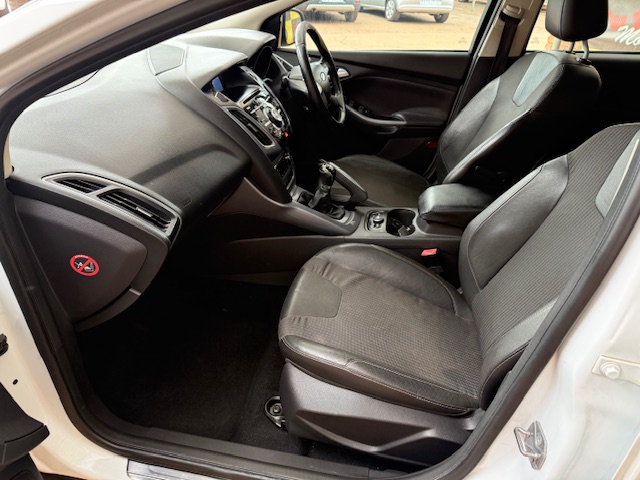 
								2012 Ford Focus 2.0 GDi Sport 5-dr full									