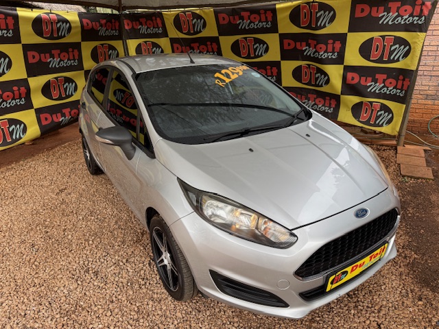 
								2016 Ford Fiesta 1.4 Trend 5-dr full									