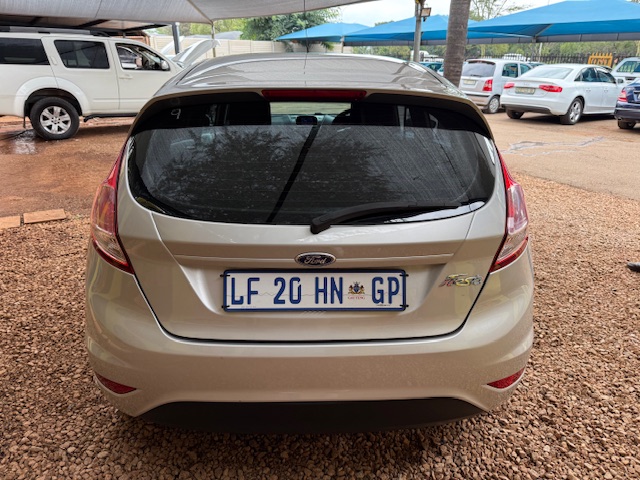 
								2016 Ford Fiesta 1.4 Trend 5-dr full									