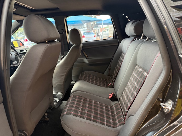 
								2008 Volkswagen Polo GTI full									