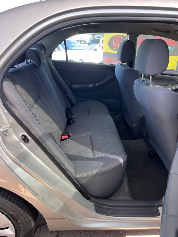 
								2006 Toyota Corolla full									