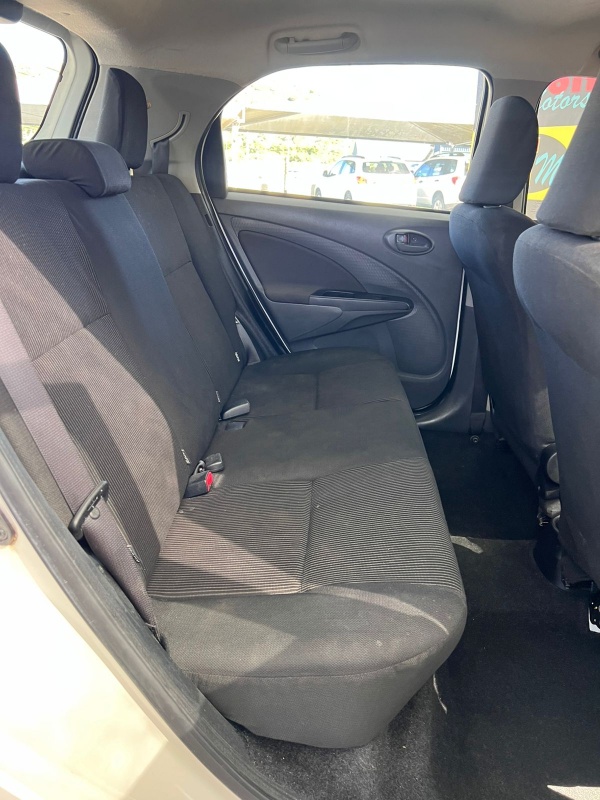 
								2019 Toyota Etios full									