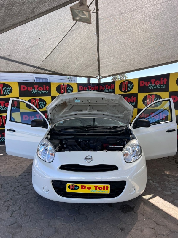 
								2011 Nissan Micra full									