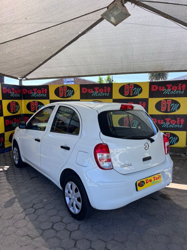 
								2011 Nissan Micra full									