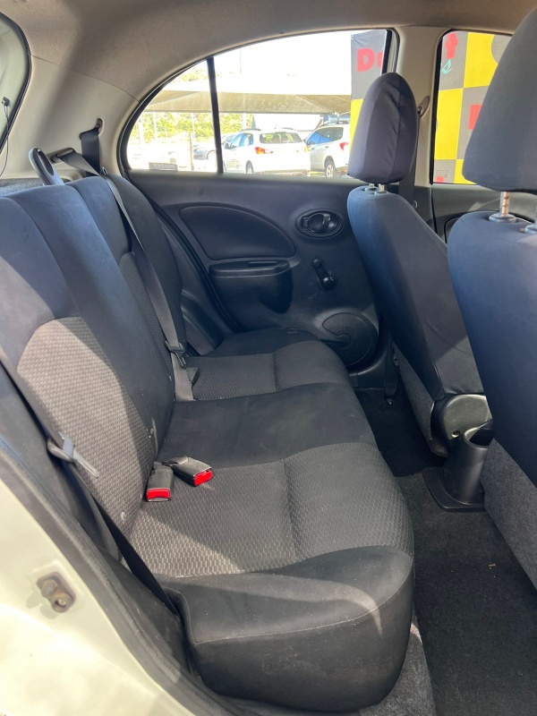 
								2011 Nissan Micra full									