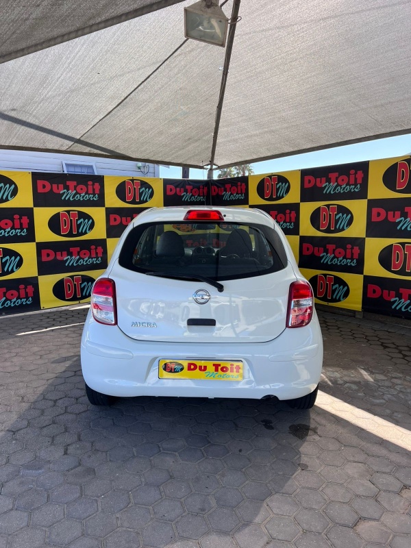 
								2011 Nissan Micra full									