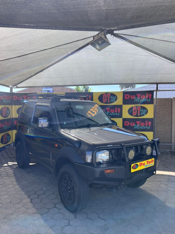 
								2011 Suzuki Jimny full									