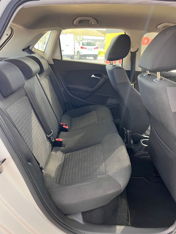 
								2011 Volkswagen Polo Comfortline full									