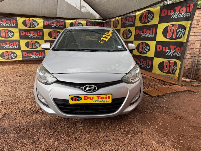 
								2012 Hyundai i20 1.4 Fluid full									