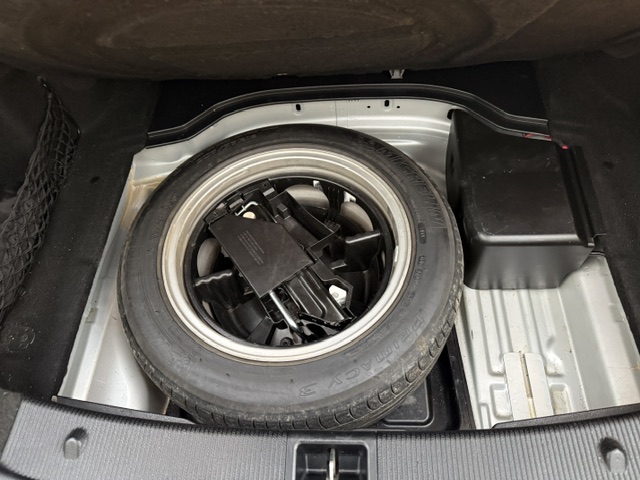 
								2012 Mercedes-Benz C-Class C 180 BE Classic Auto full									