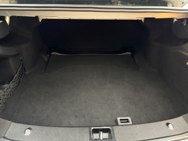 
								2012 Mercedes-Benz C-Class C 180 BE Classic Auto full									