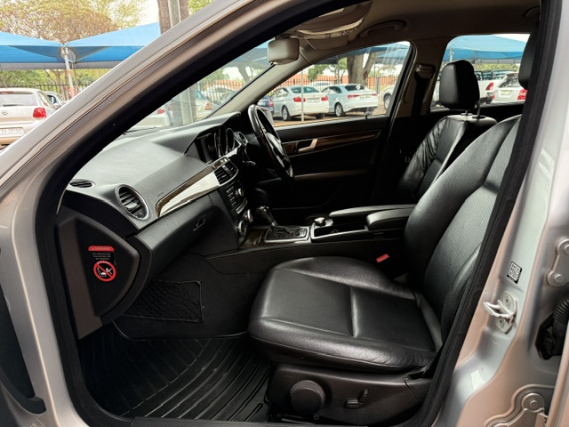 
								2012 Mercedes-Benz C-Class C 180 BE Classic Auto full									