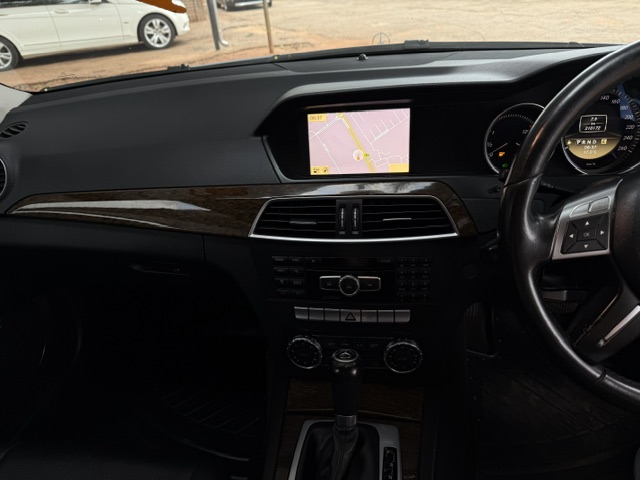
								2012 Mercedes-Benz C-Class C 180 BE Classic Auto full									