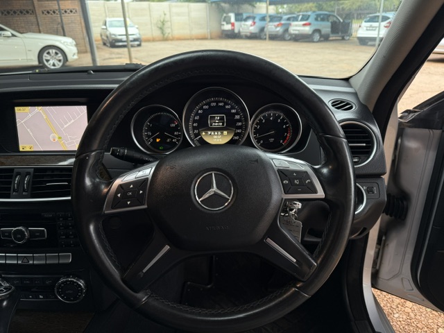 
								2012 Mercedes-Benz C-Class C 180 BE Classic Auto full									