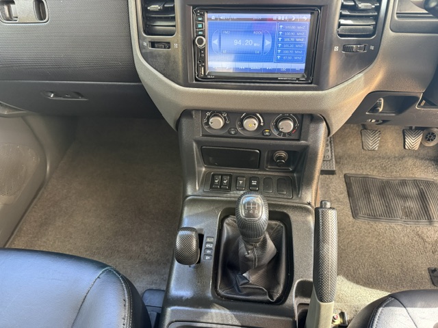 
								2003 Mitsubishi Pajero 3200 DI-D 3-dr full									