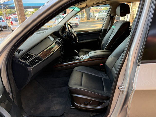 
								2010 BMW X5 xDrive30d Auto full									