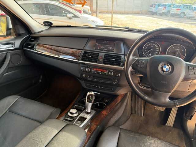 
								2010 BMW X5 xDrive30d Auto full									