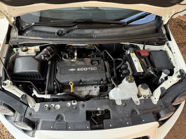 
								2014 Chevrolet Sonic 1.6 LS Hatch full									