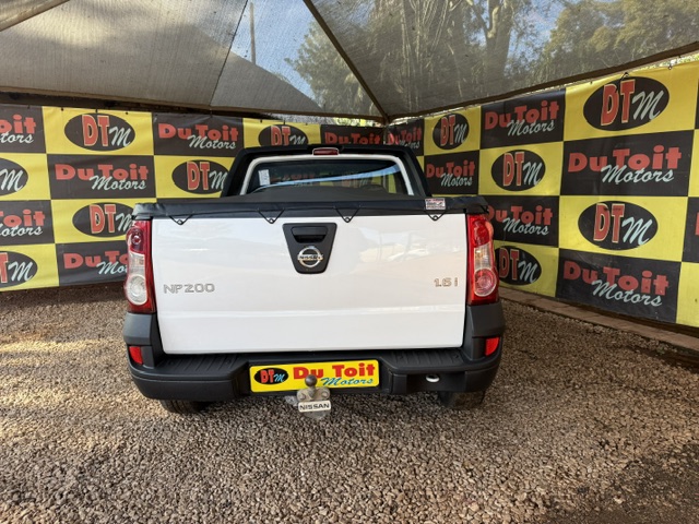 
								2019 Nissan NP200 1.6 A/C Safety Pack full									