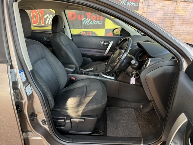 
								2012 Nissan Qashqai 2.0 Acenta full									