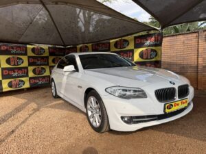 2012 BMW 5 Series 520i Auto
