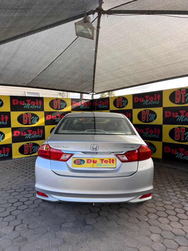 
								2014 HONDA BALLADE 1.5 full									